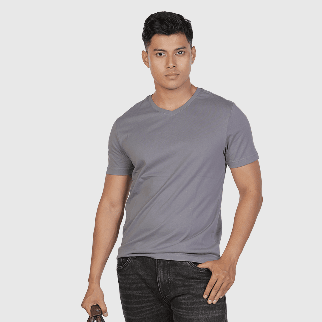 V-NECK T-shirt